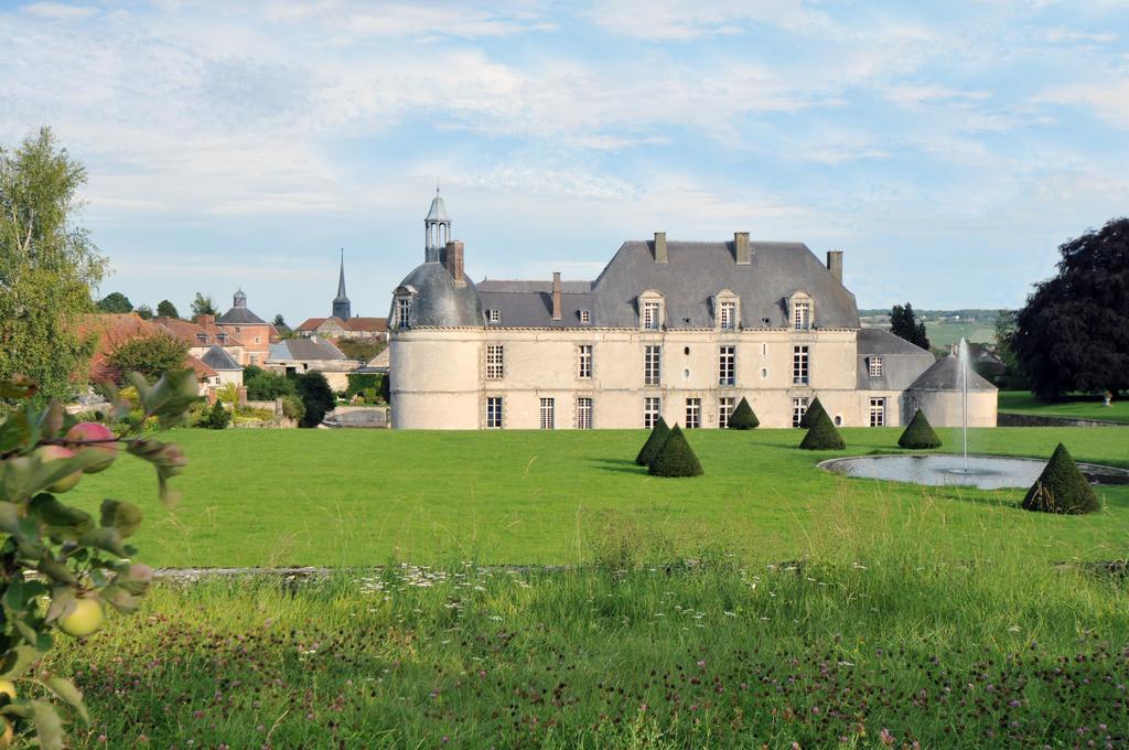 Le Chateau D'Etoges Exterior photo